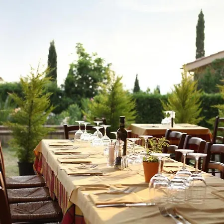 Borgo Piscine Ristorante E Sala Convegni * Pomaia
