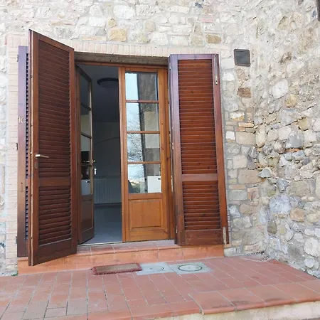 Borgo * Pomaia