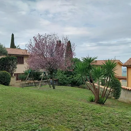 Ferienhaus Borgo Piscine Ristorante E Sala Convegni Pomaia