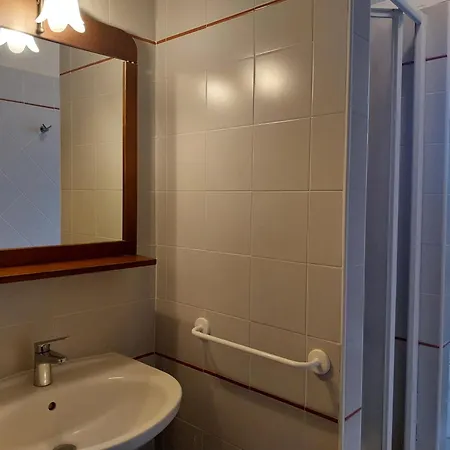 Borgo Piscine Ristorante E Sala Convegni Pomaia