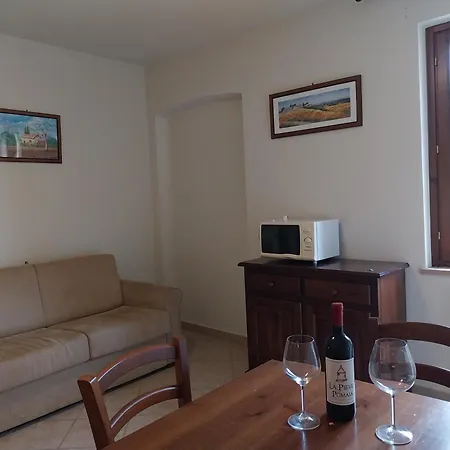 Ferienhaus Borgo Piscine Ristorante E Sala Convegni