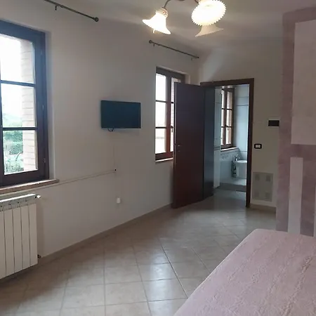 Ferienhaus Borgo Piscine Ristorante E Sala Convegni Pomaia